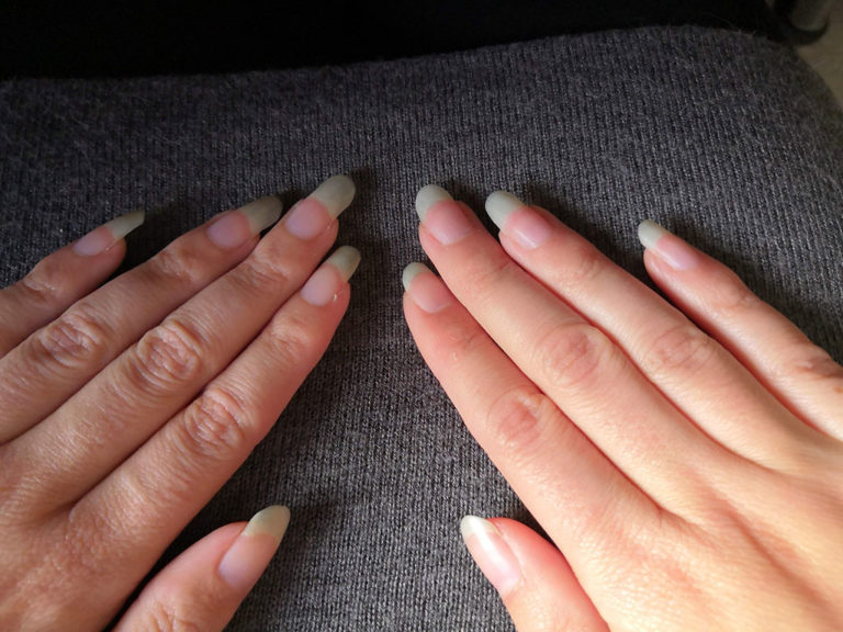 Vivre au quotidien avec de longs ongles, les questions que j
